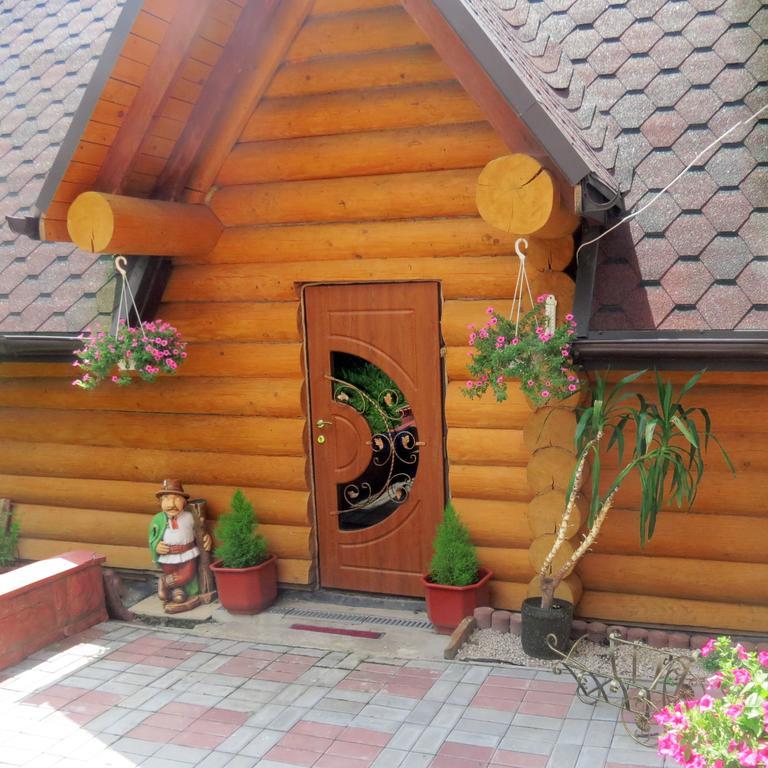 Apartments And Sauna Truskavets Exterior photo